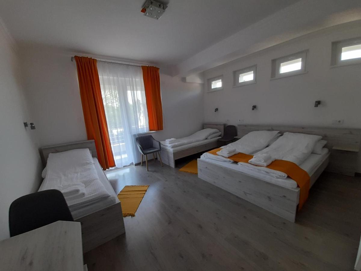 ハイデゥソボスロー Orion Panzio Bed & Breakfast エクステリア 写真