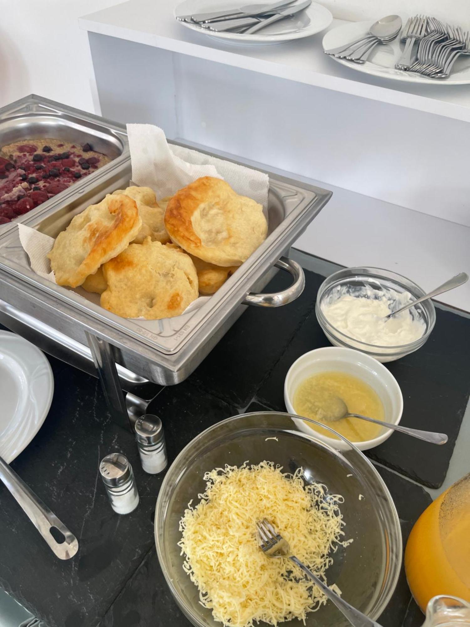 ハイデゥソボスロー Orion Panzio Bed & Breakfast エクステリア 写真